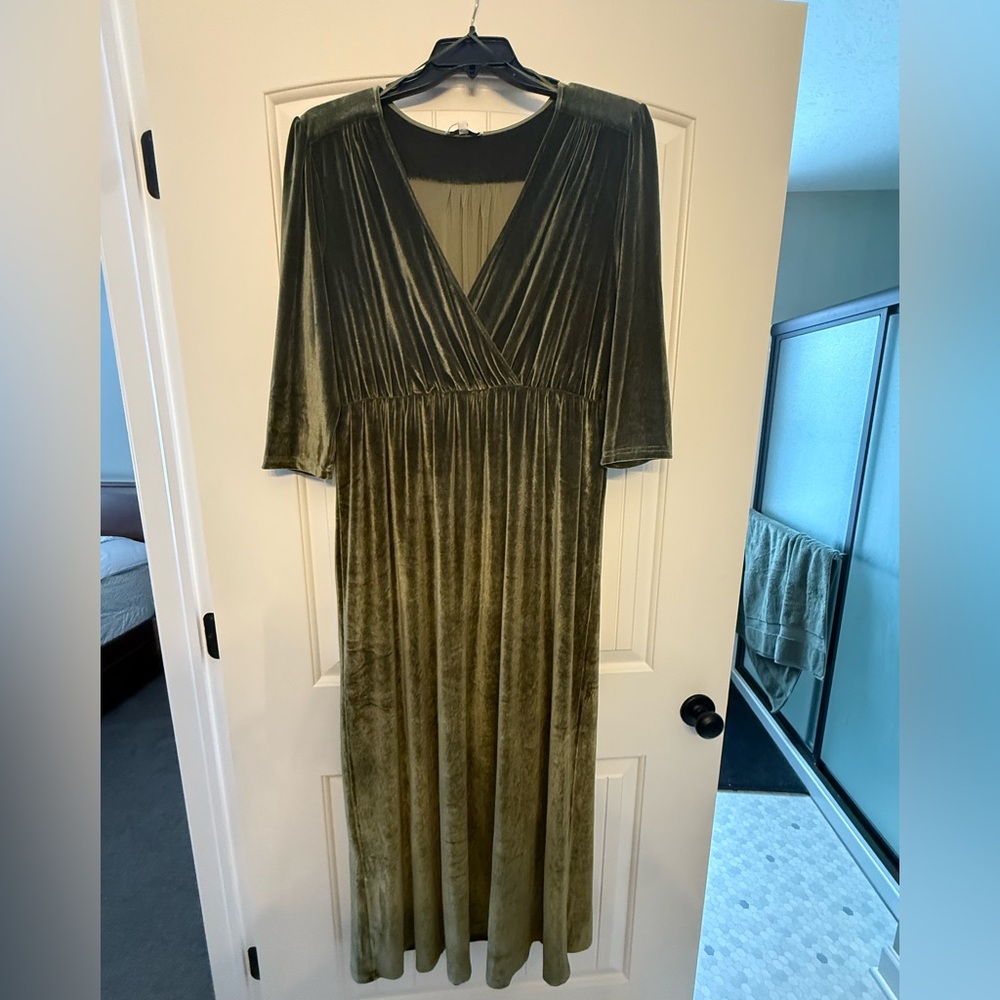 Baltic Born Olive Green Velvet 3/4 Sleeve Dress